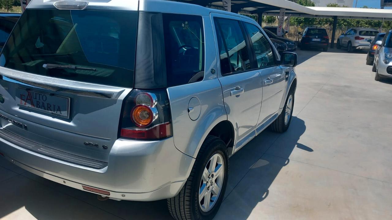 Land Rover Freelander 2.2 eD4 2WD S.W. SE