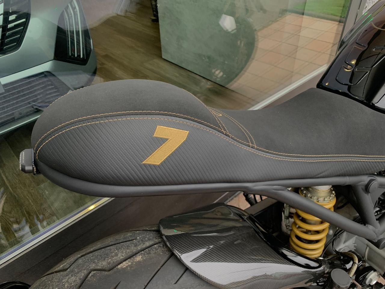 Ducati Monster S4R PARAFANGO CARBONIO PEDANE SPORTIVE