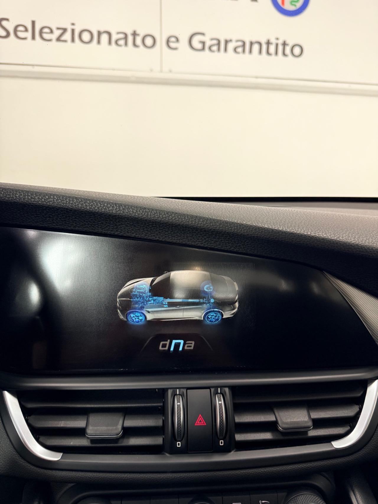 Alfa Romeo Giulia 2.2 Td MANUALE 150 CV Super 10/2016 EURO 6B