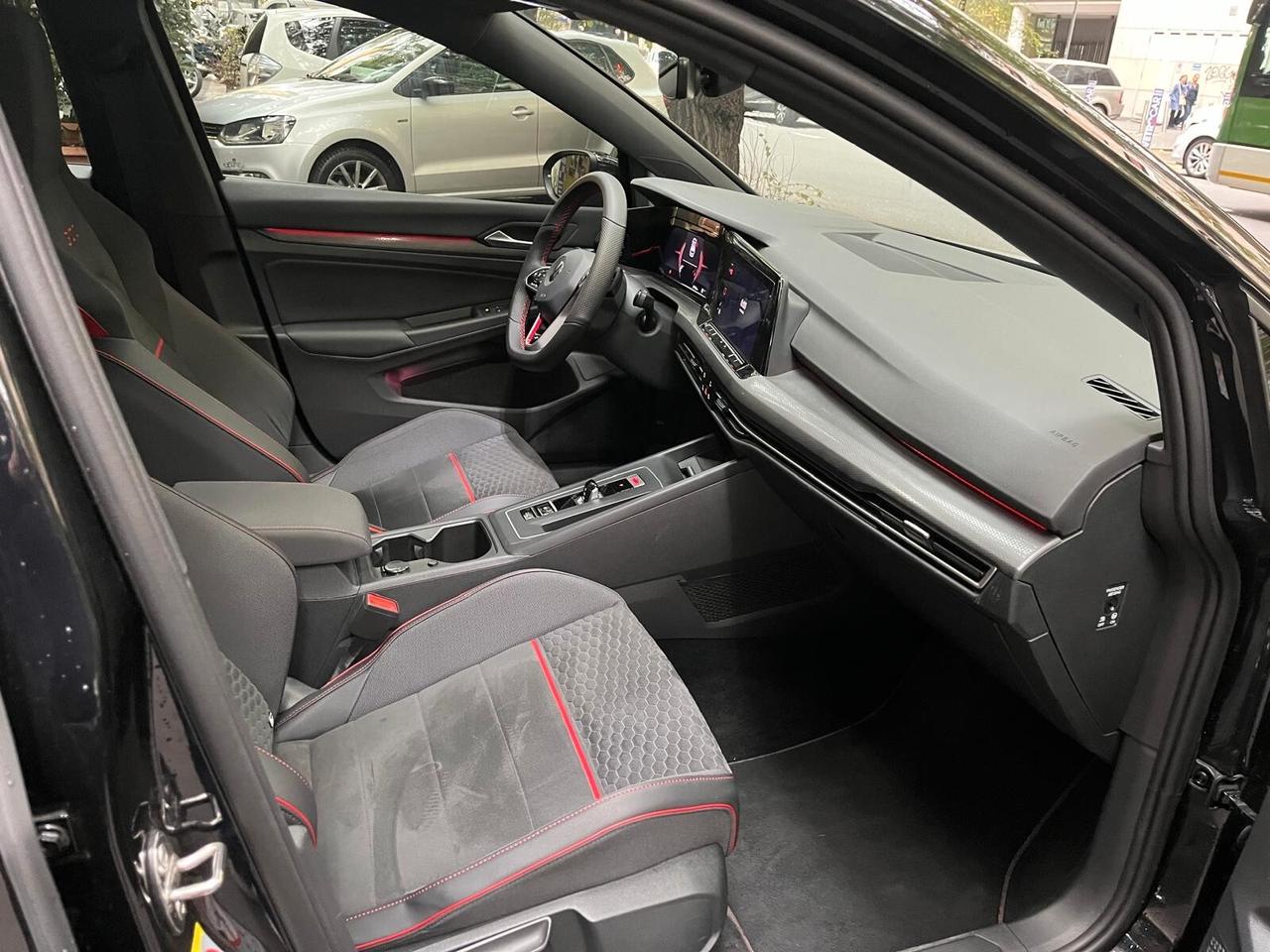 Volkswagen Golf GTI 2.0 TSI CLUB SPORT 45