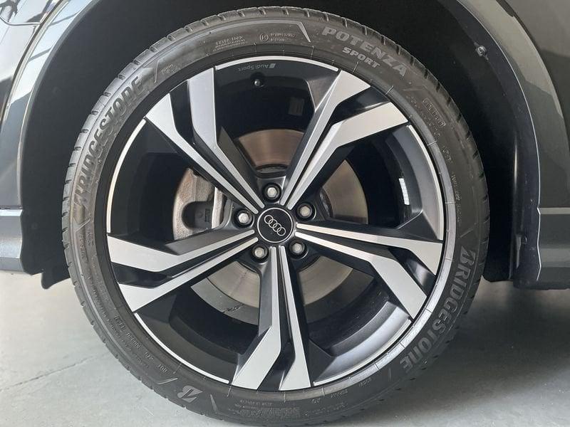 Audi Q3 SPB SPORTBACK 40 TDI quattro S tronic S line edition