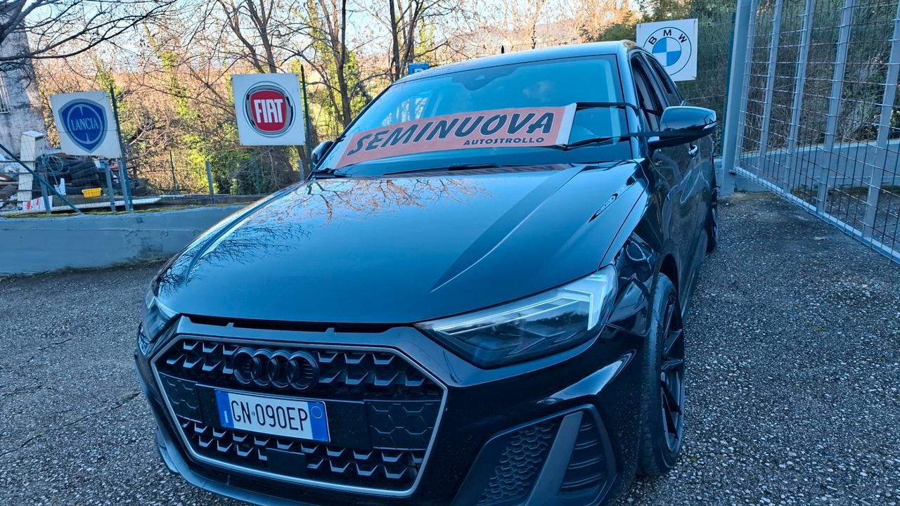 Audi A1 SPB 40 TFSI S tronic line edition