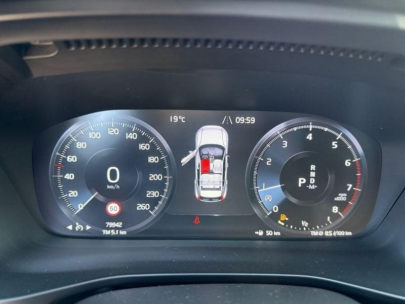 Volvo XC40 2.0 t4 Momentum geartronic my20