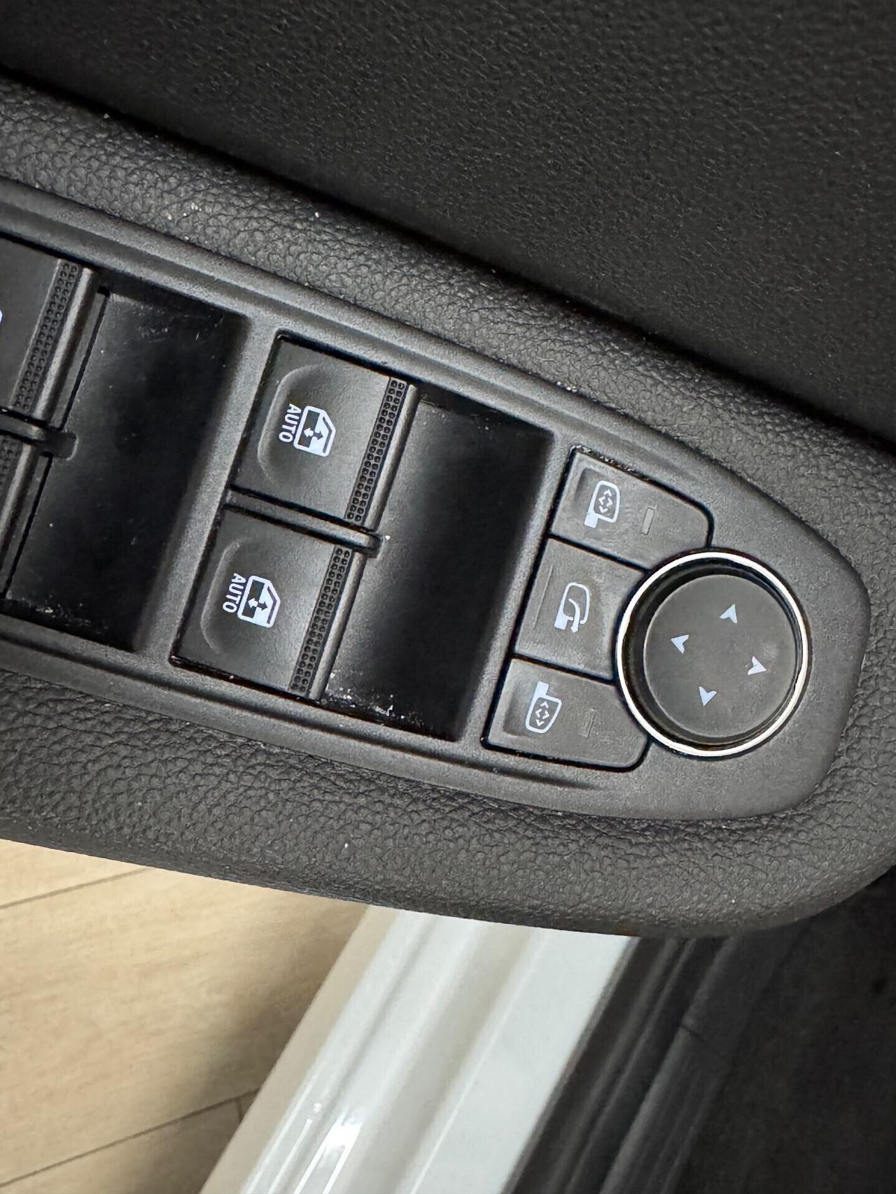 Renault Clio 1.0 benzina Evolution (Colt) Fulll optional