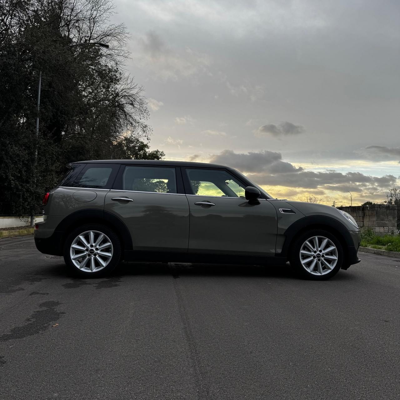 Mini Cooper D Clubman 2.0 Business Automatica Anno 2018