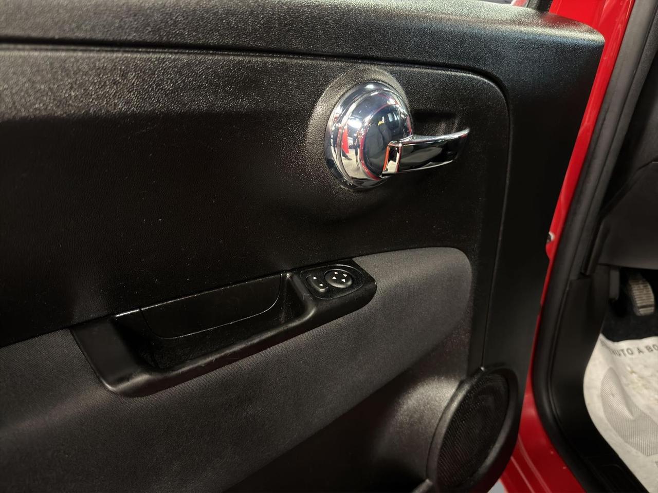 Fiat 500 1.0 hybrid (Red) 70cv