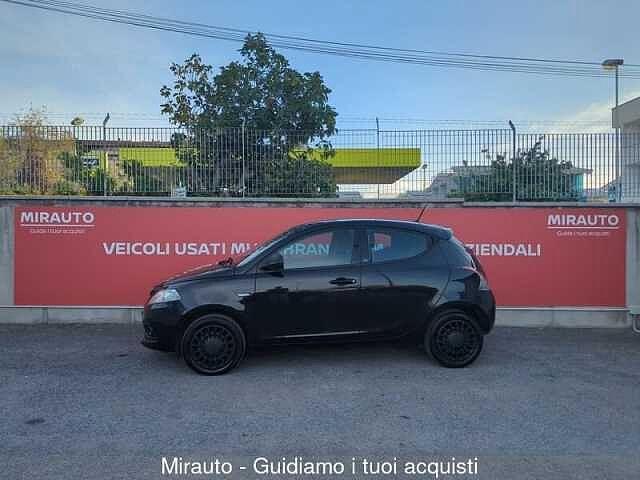 Lancia Ypsilon Ypsilon 1.2 69 CV 5 porte S&S Platinum