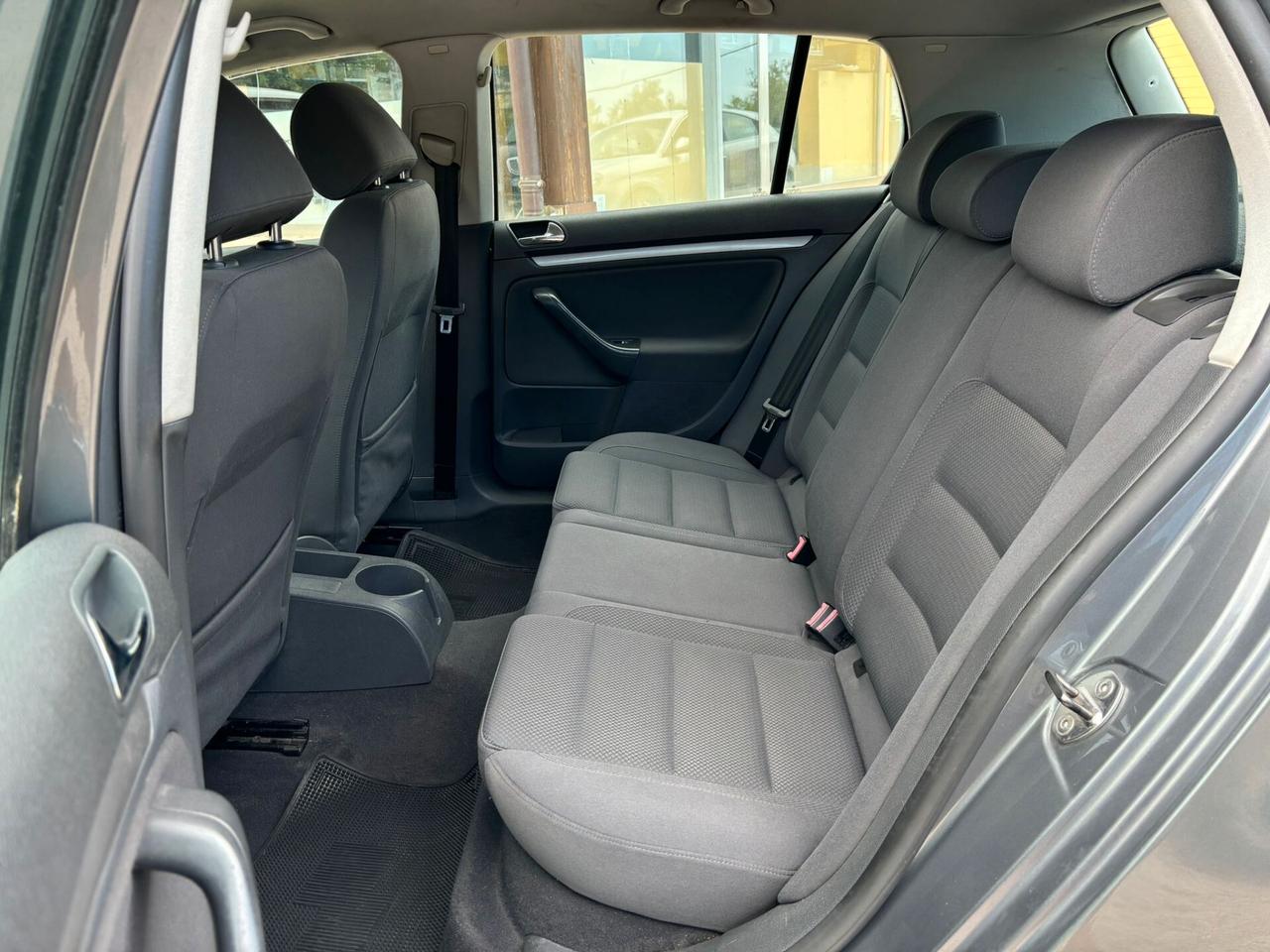 VOLKSWAGEN GOLF 1.9 TDI - 2008
