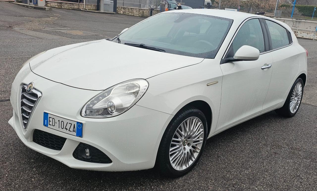 Alfa Romeo Giulietta 1.4 TURBO MULTIAIR DISTINCTIVE