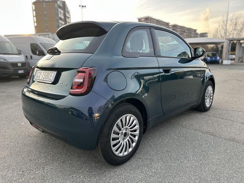 FIAT 500 Action Berlina