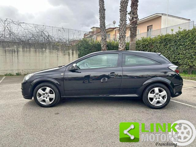 OPEL Astra GTC 1.7 CDTI 110CV 3 porte Cosmo