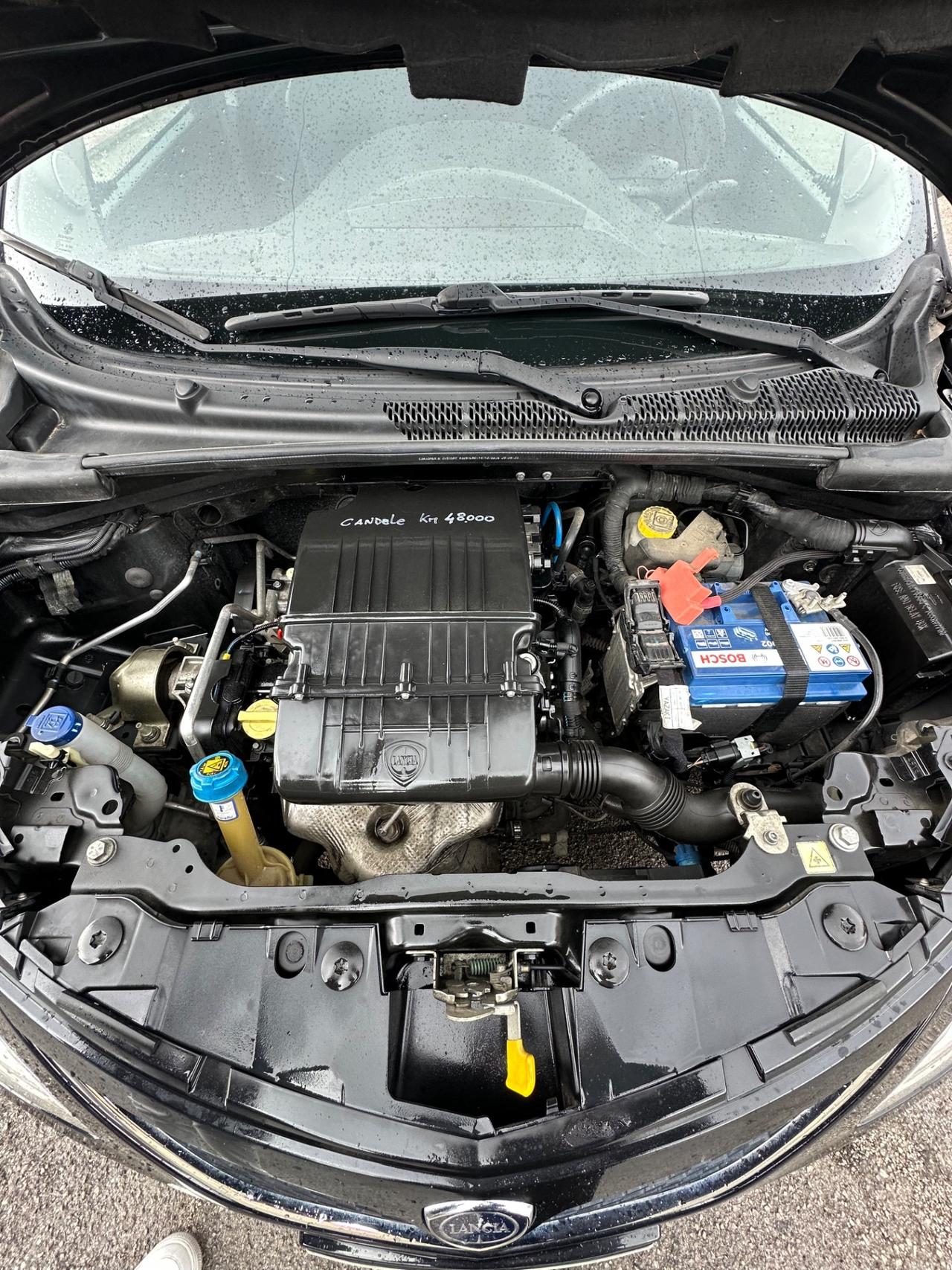 Lancia Ypsilon 1.2 69 CV 5 porte Unyca