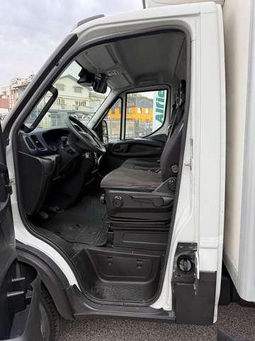 Iveco Daily 60C15FrigoFNAX-20°CATP12 274000x2105x1900kg2560