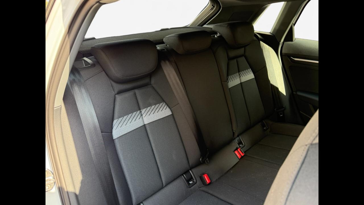 Audi Audi A3 allstreet Business Advanced TDI 110 kW S tronic