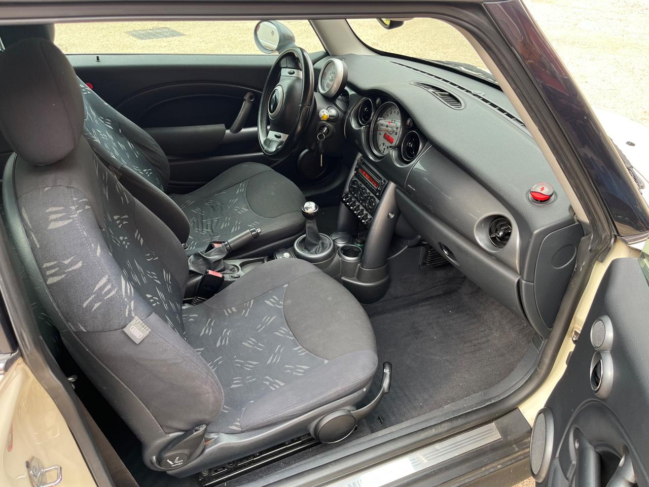 Mini 1.4 tdi One D - PER NEOPATENTATI