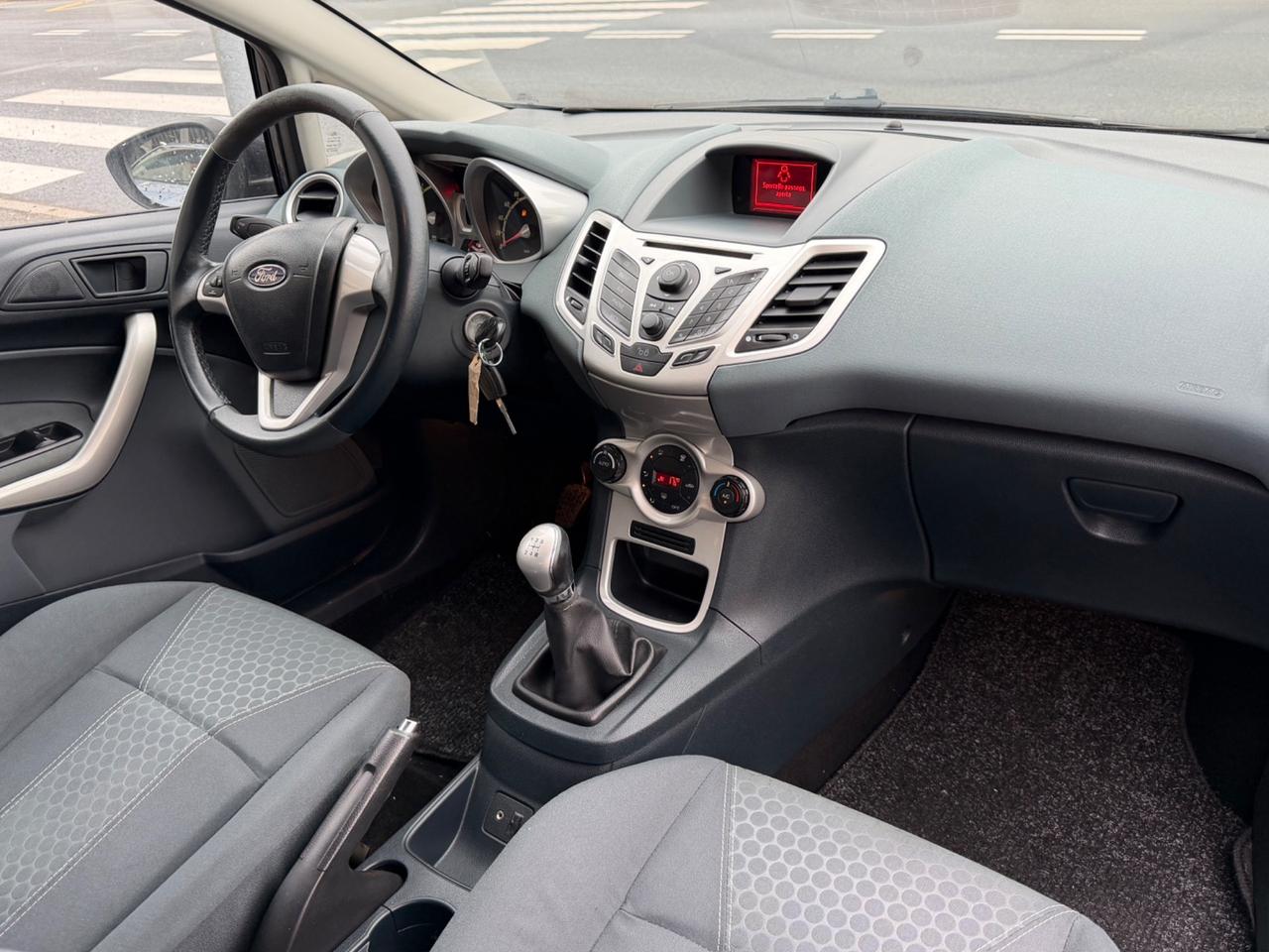 Ford Fiesta 1.4 TDCi 68CV 3 porte Titanium