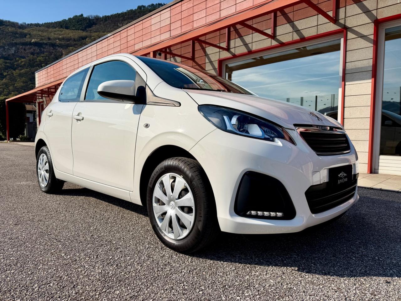 Peugeot 108 OK NEO PATENTATI - 16.000 KM!!