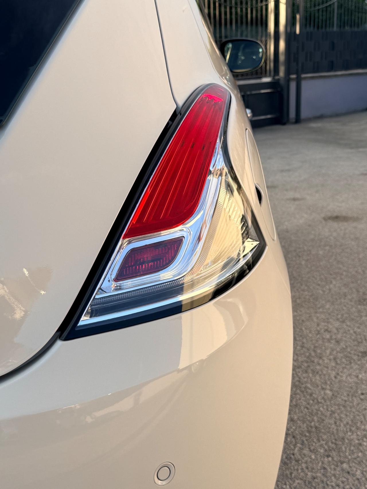 Lancia Ypsilon 1.2 Benz/Gpl 69 CV 5 porte Gold