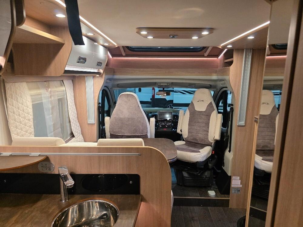 CAMPER LAIKA KOSMO 209