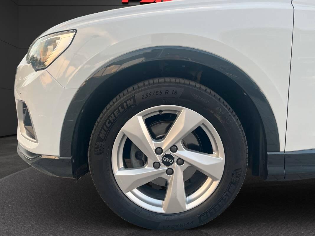 Audi Q3 35 2.0 tdi Business Advanced s-tronic
