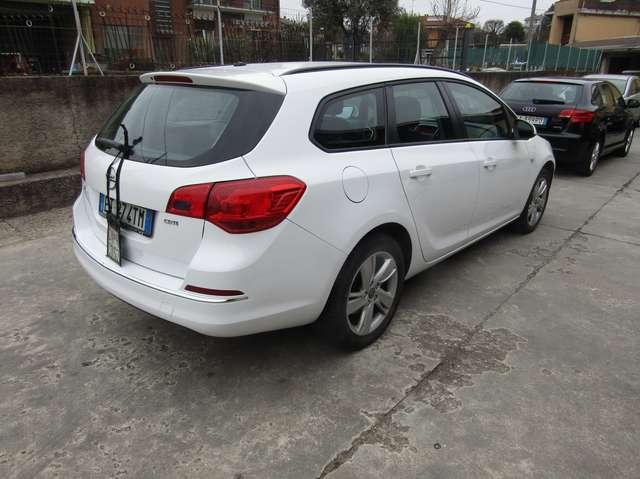 Opel Astra Sports Tourer 1.7tourer sport1 uso promiscuo