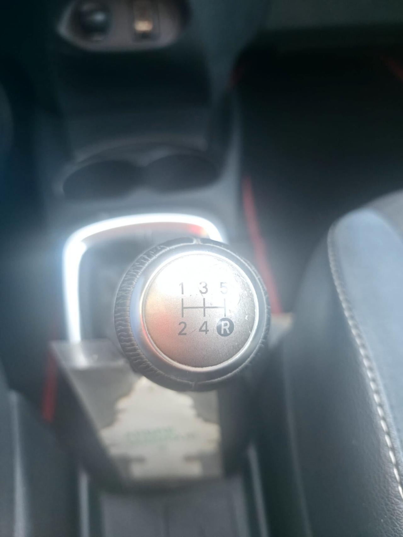 Toyota Yaris 1.0 5 porte Lounge