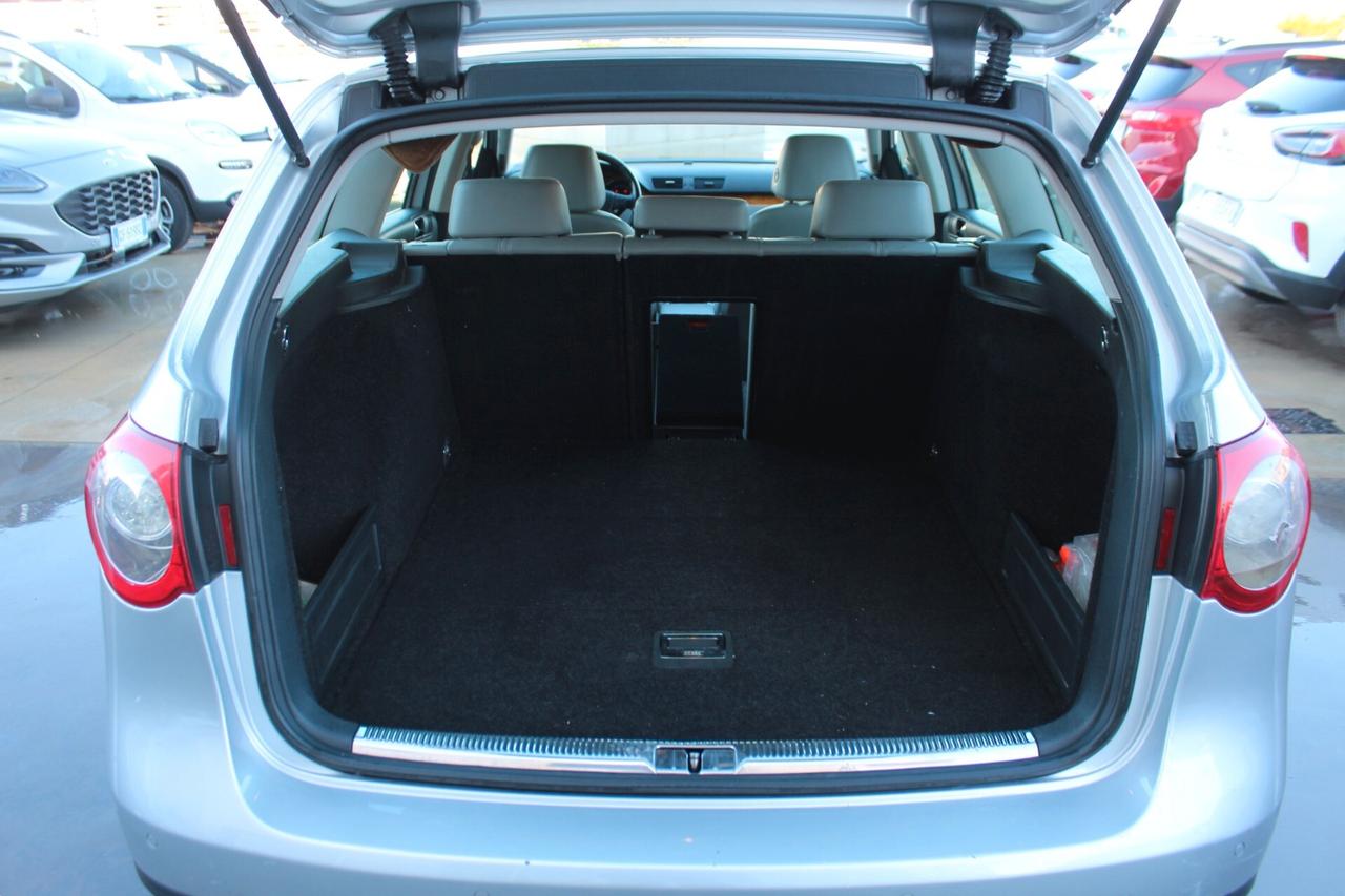 Volkswagen Passat 2.0 TDI DPF Var. Highline