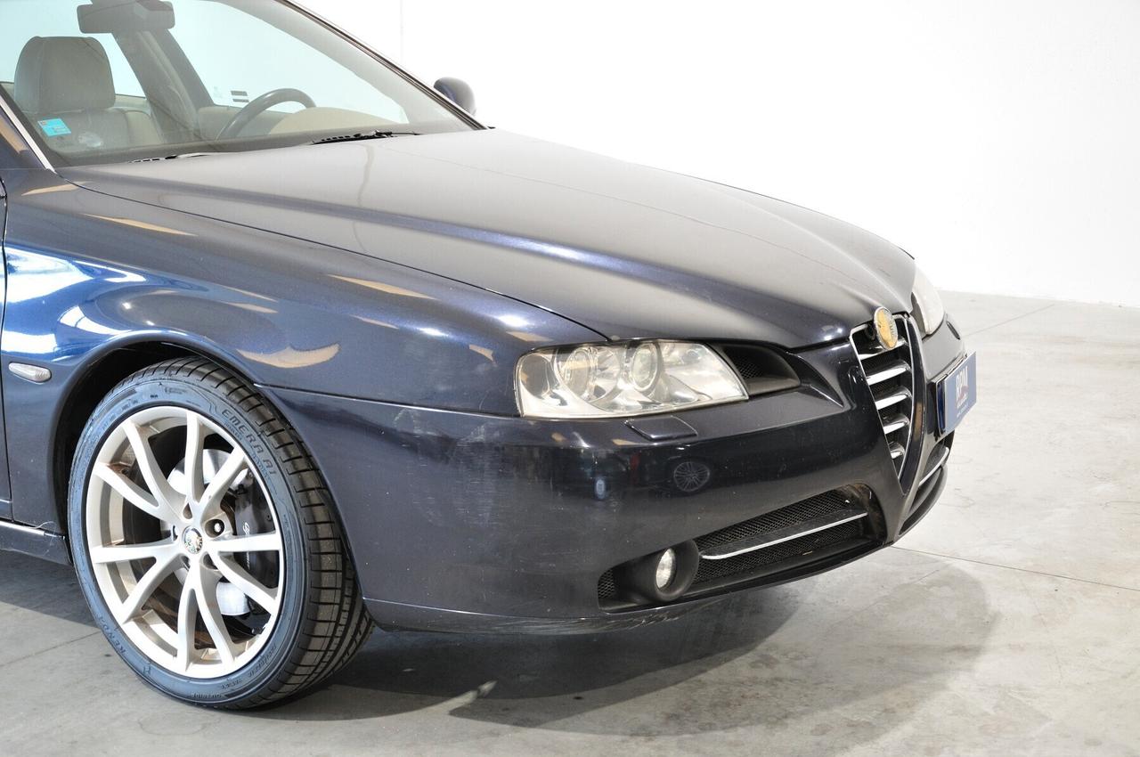 Alfa Romeo 166 2.5i V6 24V cat Distinctive