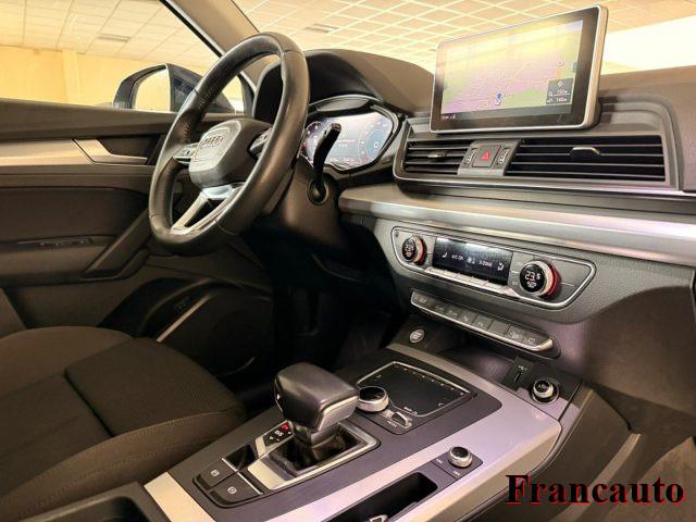 AUDI Q5 40 TDI quattro S tronic Business Design