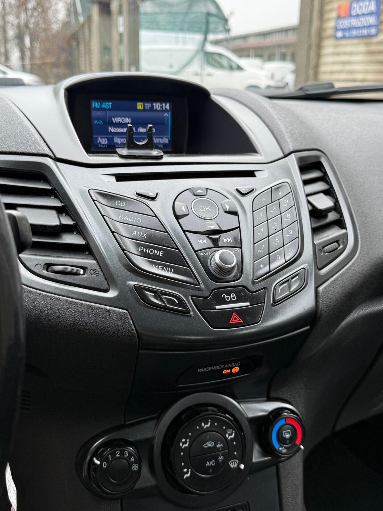 Ford Fiesta 1.2 Neopatentati 17