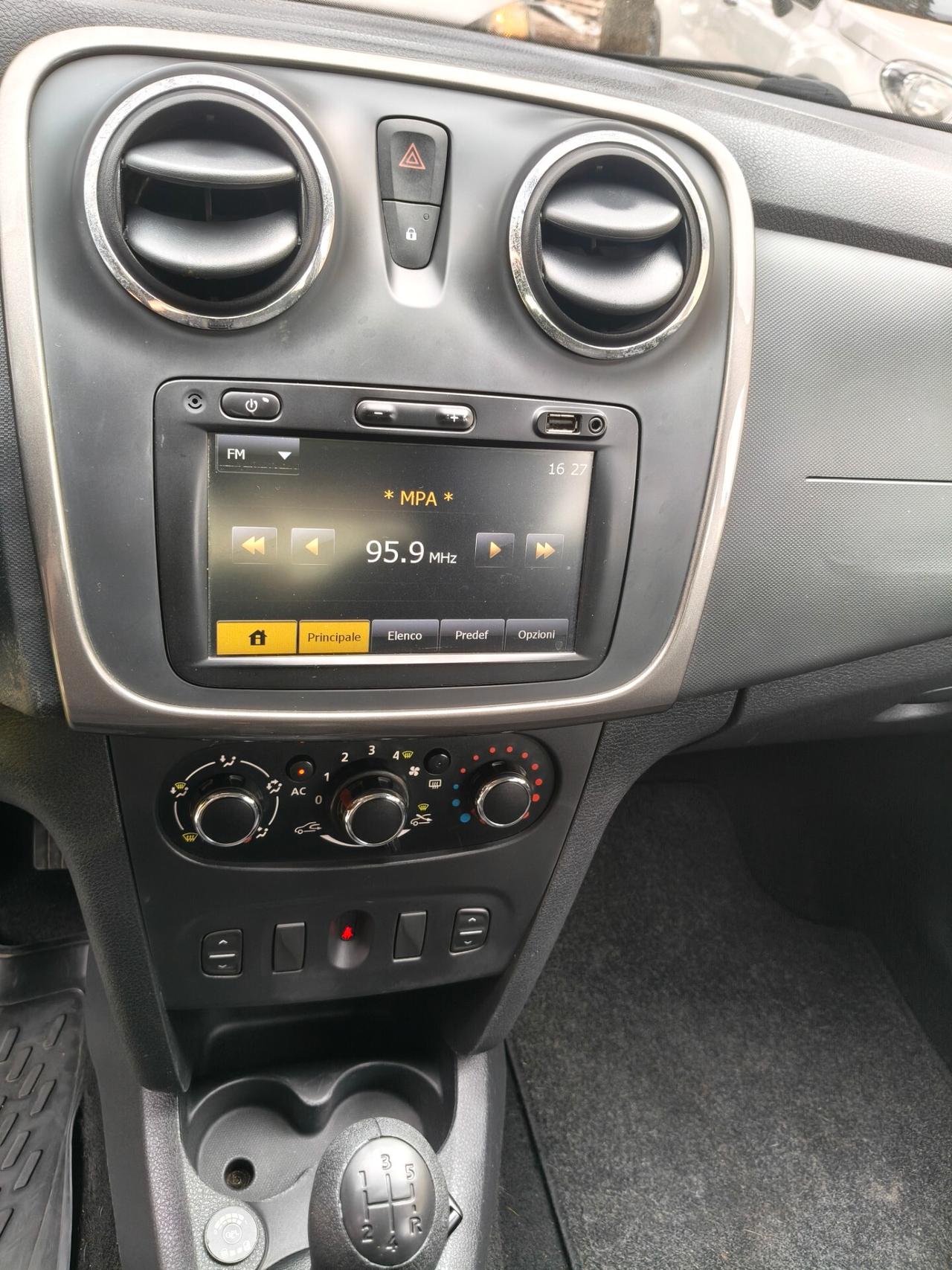 Dacia Sandero 1.2 GPL 2014 FULL OPTIONAL