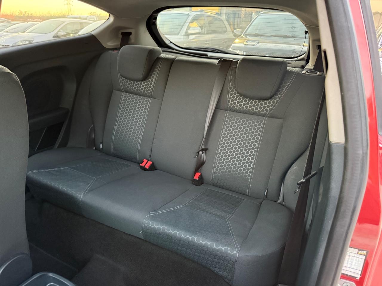 Ford Fiesta 1.4 3 porte Bz.- GPL Titanium UNICO PROP