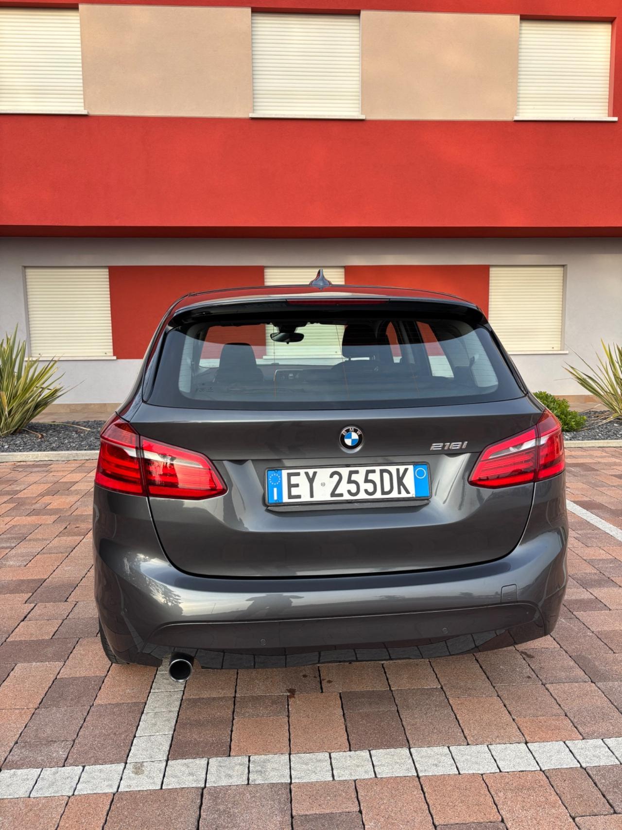 Bmw 2er Active Tourer 218i Luxury