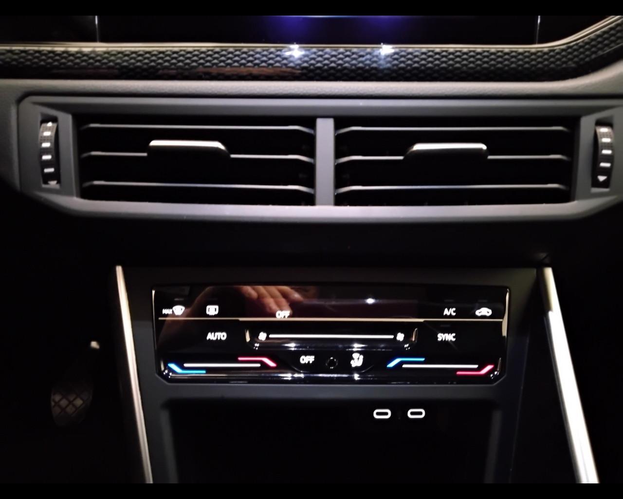 VOLKSWAGEN Taigo - Taigo 1.0 tsi Life 110cv