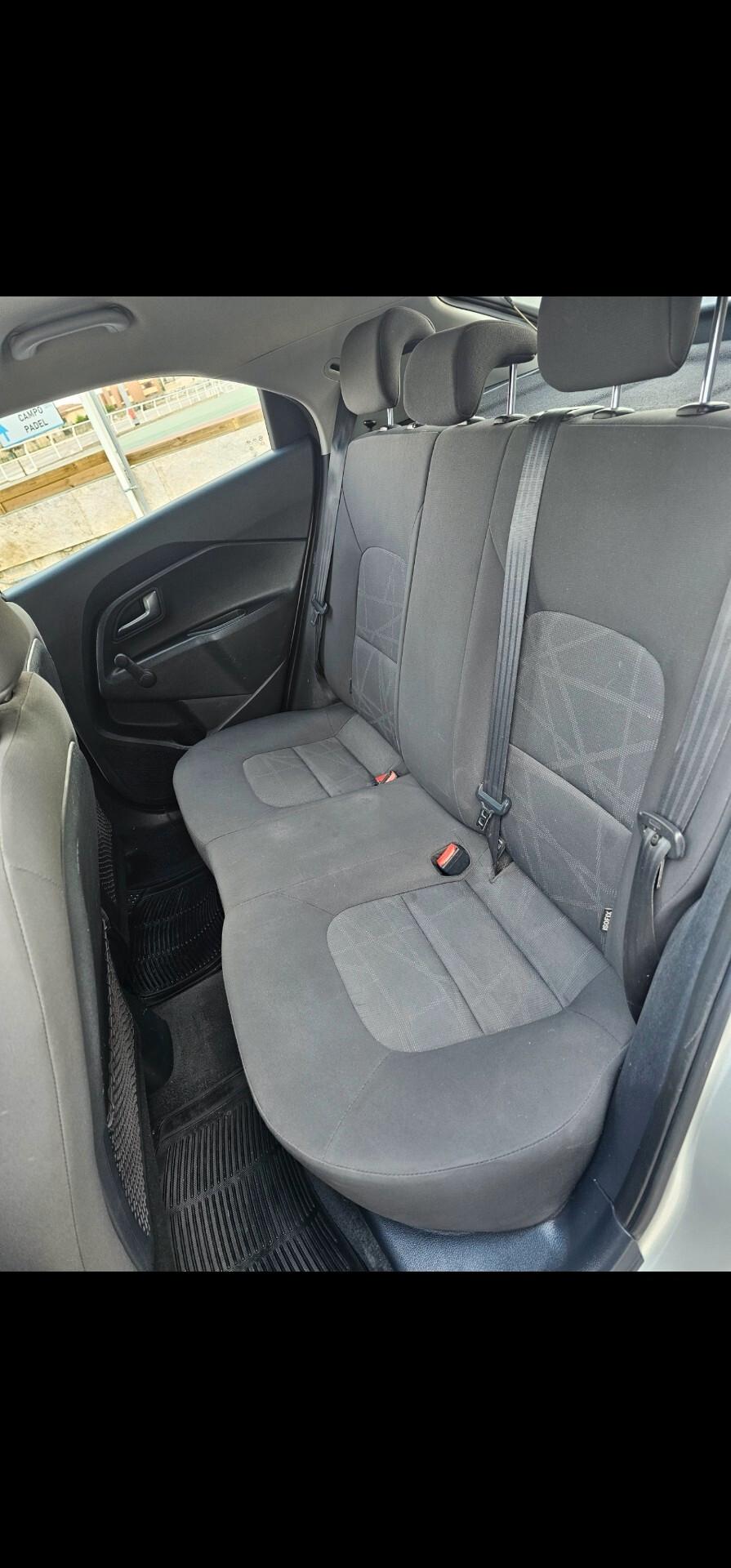 Kia Rio 1.1 CRDi WGT 5p. LX