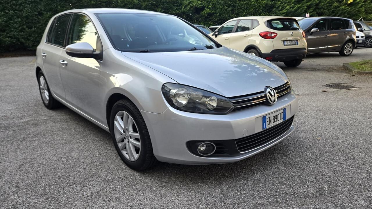 Volkswagen Golf Business 1.6 TDI 5p. Highline Neop