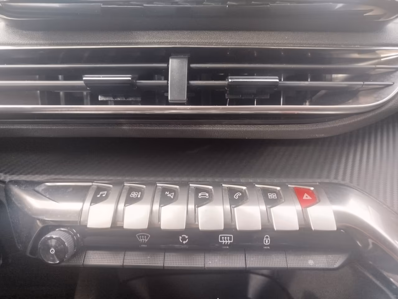 PEUGEOT 3008 ALLURE 1.5hdi - EAT8- UNIPRO*PREZZO BOMBA FINO AL 27 AGOSTO* RESTYLING- KM CERTI
