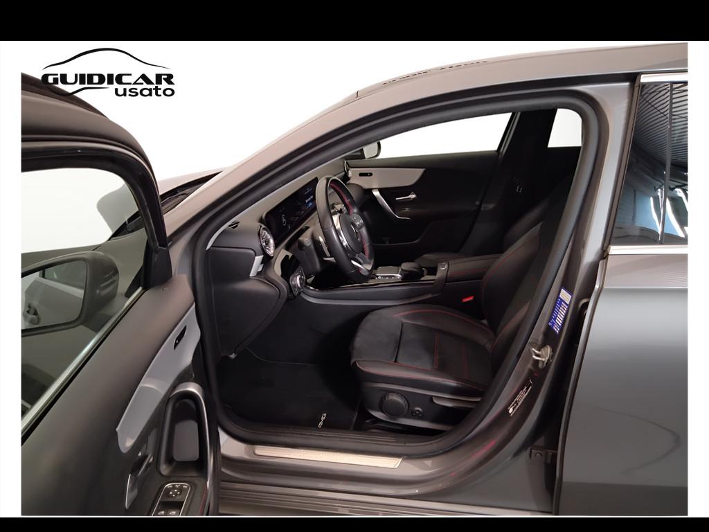 Mercedes-Benz Classe A - W177 2018 - A 200 d Premium 4matic auto