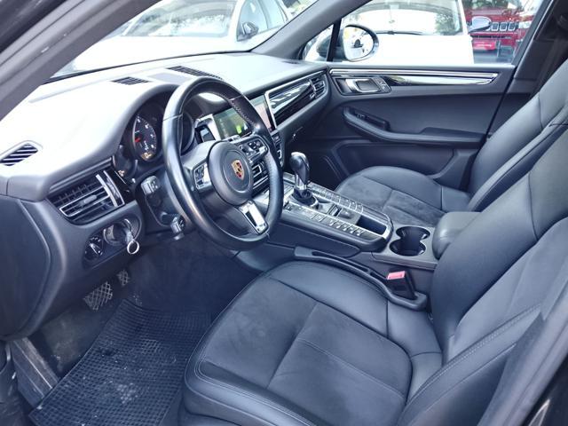 PORSCHE Macan 2.0