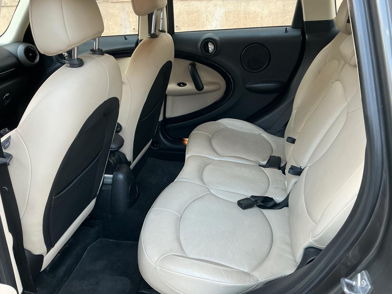 Mini Cooper D Countryman BERLINA