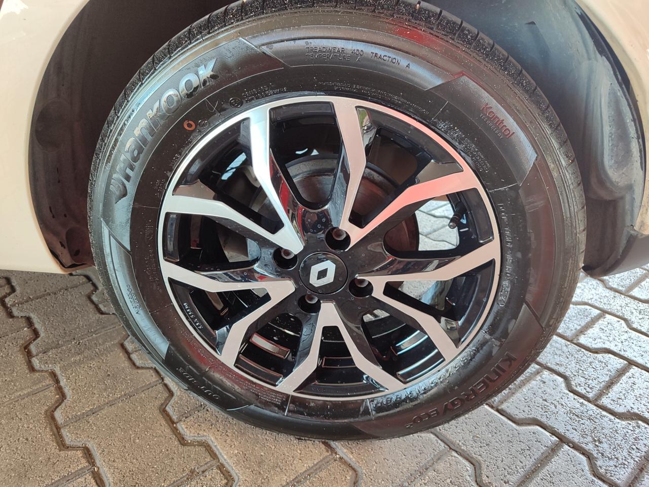 Renault Clio 1.2 GPL 2015 BOMBOLA APPENA REVISIONATA