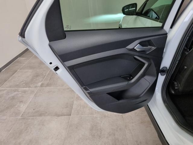AUDI A1 citycarver 30 TFSI S tronic Identity Contrast