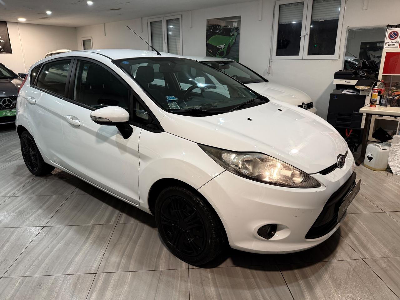 Ford Fiesta 1.2 BENZINA NEOPATENTATI