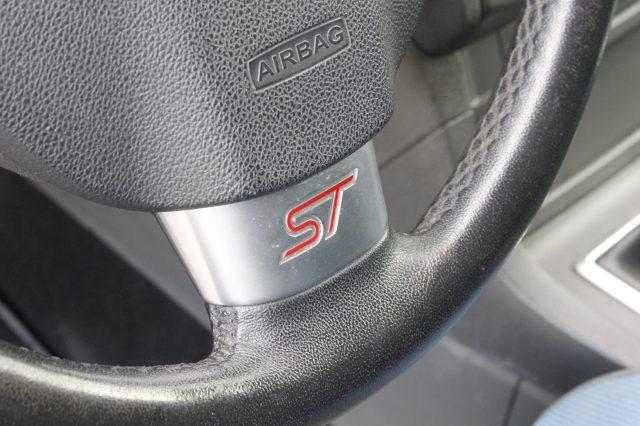 FORD Focus 2.5T (225CV) 20V 5p. ST