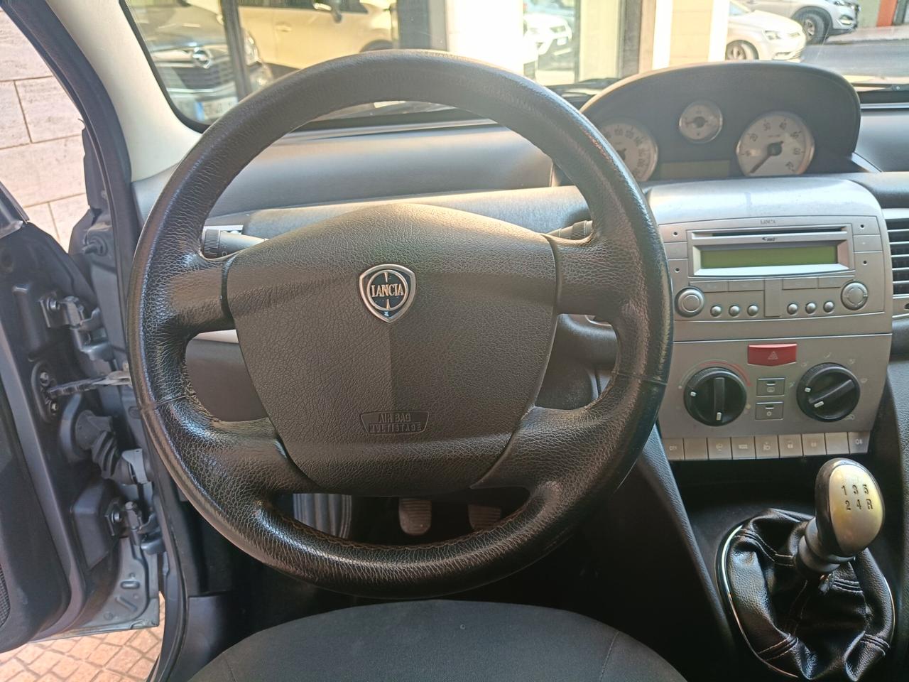 LANCIA YPSILON 1.2-NEOPATENTATI-Euro4490-