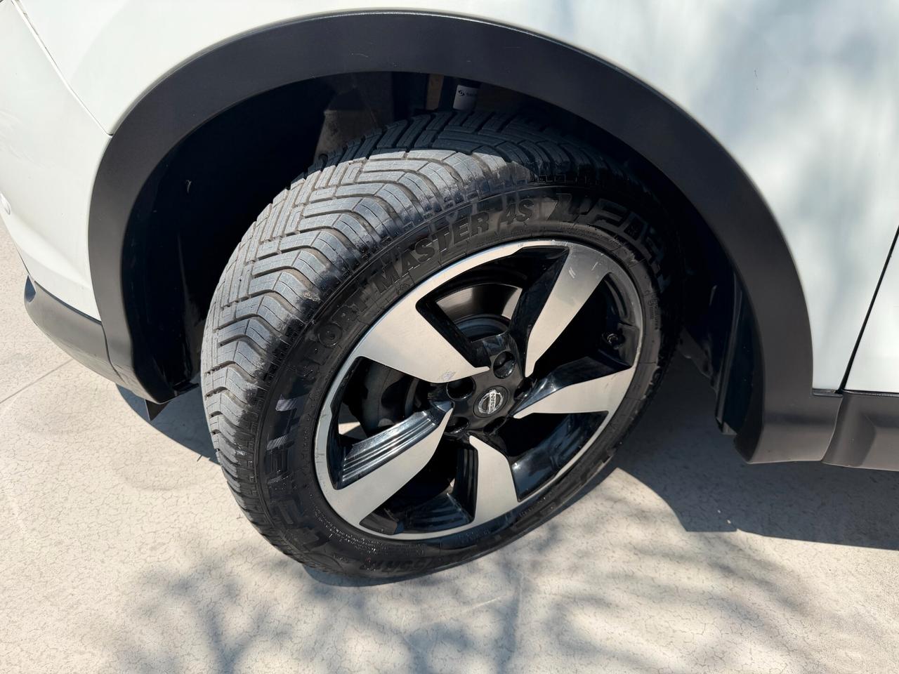 NISSAN QASHQAI 2015 1.2 BENZINA/GPL 116 CV *360°