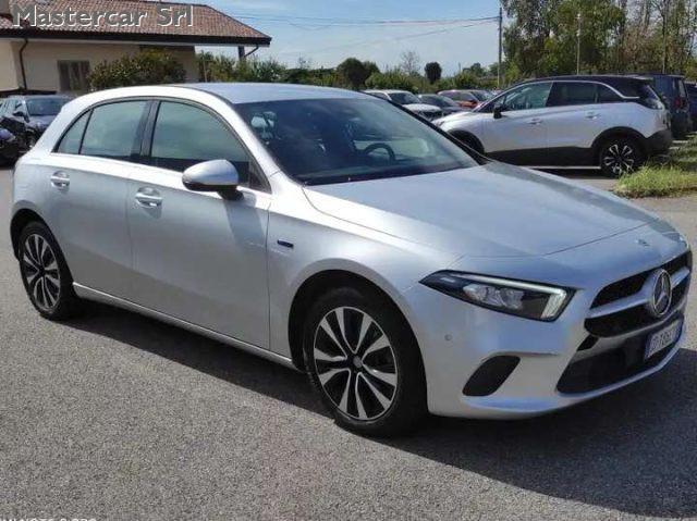 MERCEDES-BENZ A 250 Classe A e eq-power Business Extra auto - GD186EY
