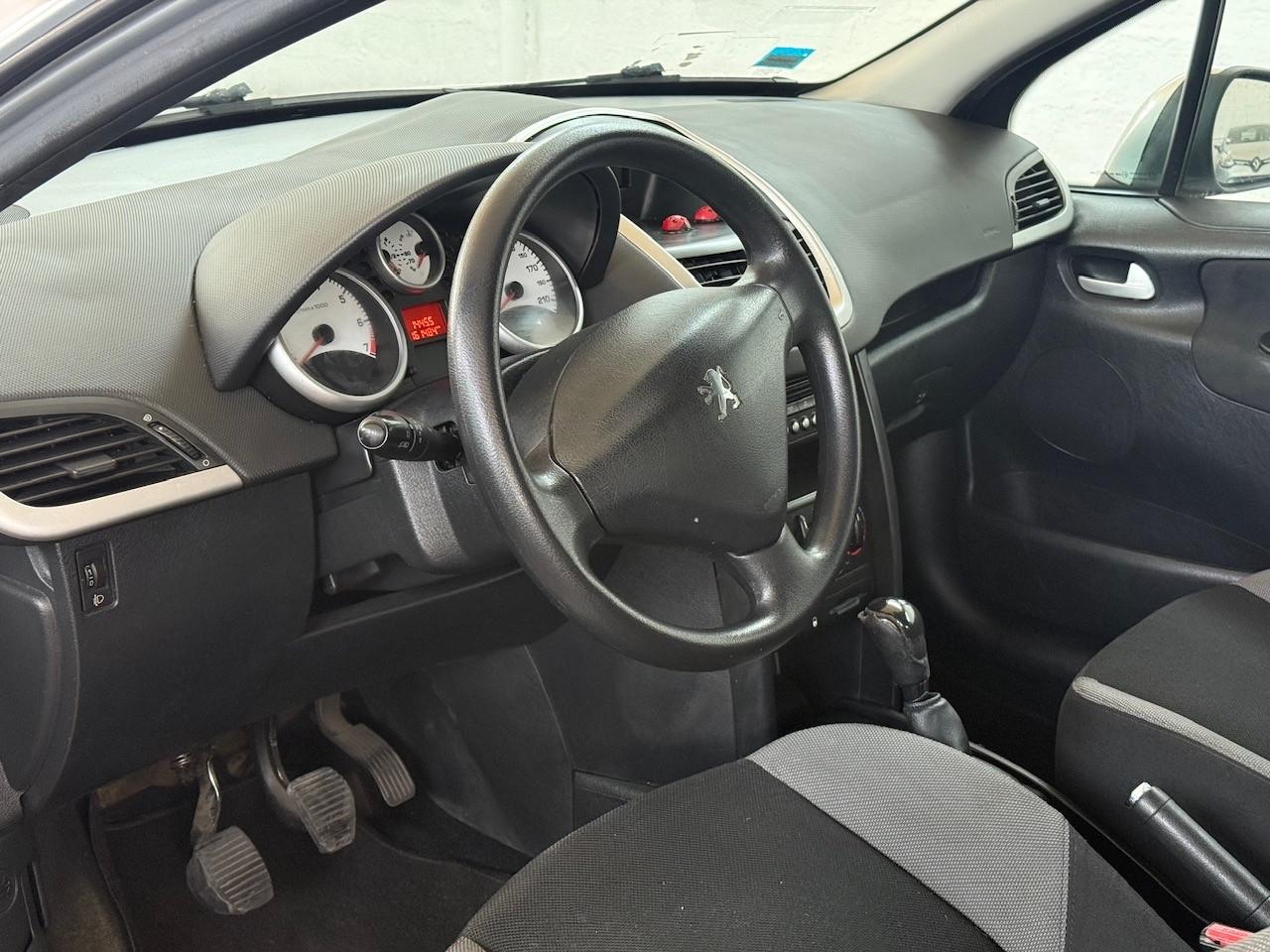 Peugeot 207 1.4 88CV 3p. XS