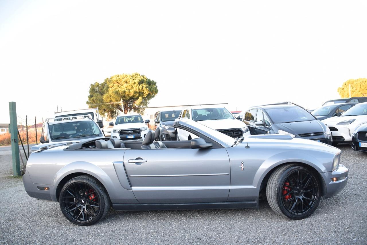 Ford Mustang GT - CABRIO 4.0 213CV GPL AUTOM. PELLE CRUISE BT CAM