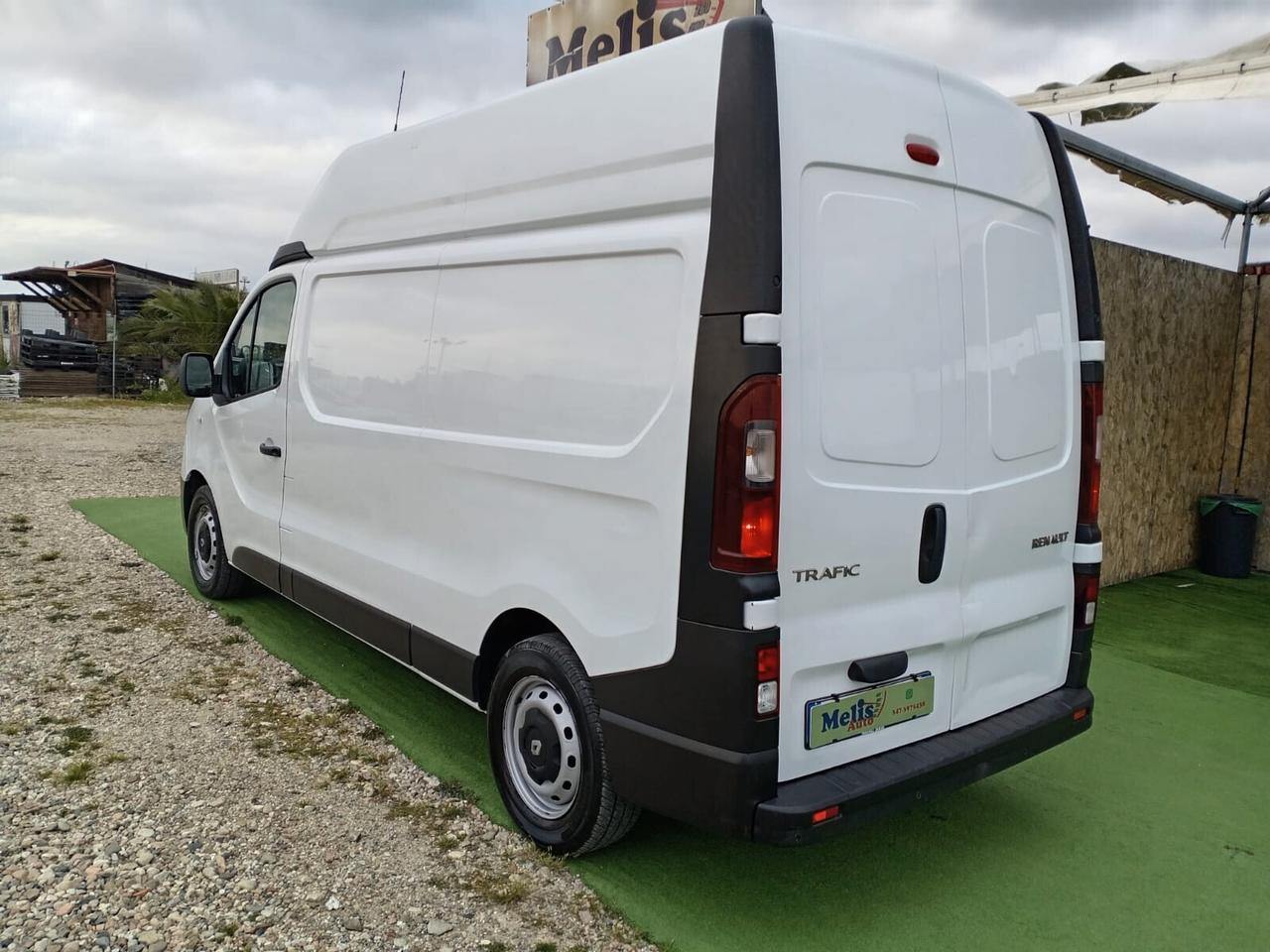 FURGONE CABINATO 3 POSTI RENAULT TRAFIC MOTORE SOSTITUITO